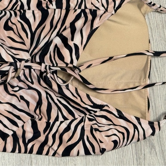 Shade & Shore Zebra Print High Hip Cut Swimsuit w/ laced back - Picture 9 of 11